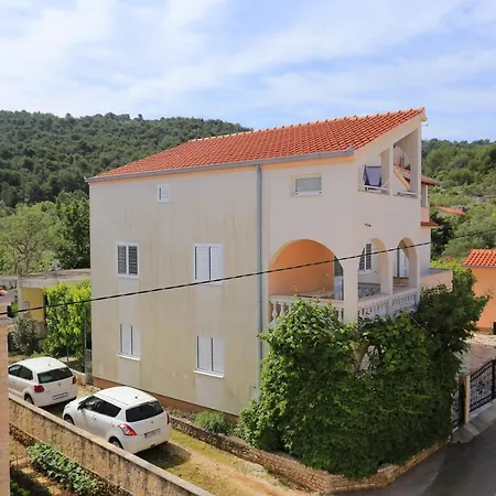 Apartment By The Sea Slatine, Ciovo - 16341 Slatine
