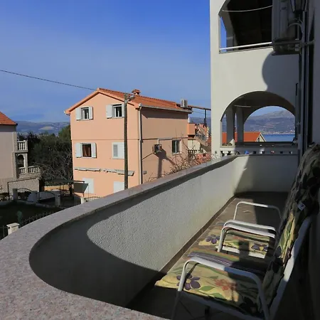 By The Sea Slatine, Ciovo - 16341 Apartment *