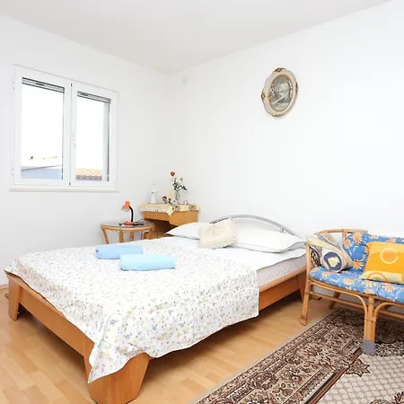 Apartment By The Sea Slatine, Ciovo - 16341 *